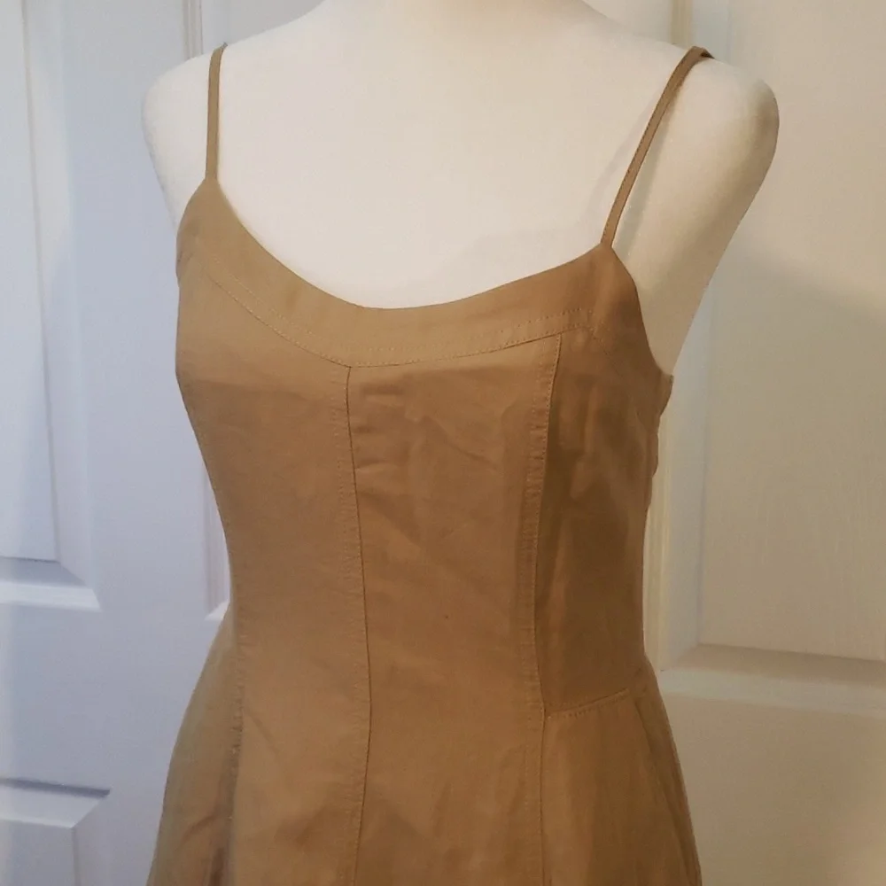 New Banana Republic Mind Dress Sz 4 Tan color - Picture 4 of 12